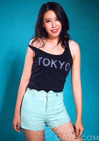 Picture Asian Attractive Member Ling From Shanghai 26 Yo Hair Color