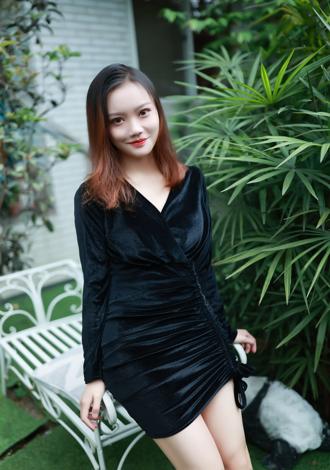 Dating Online member, gorgeous profiles pictures: Yuan