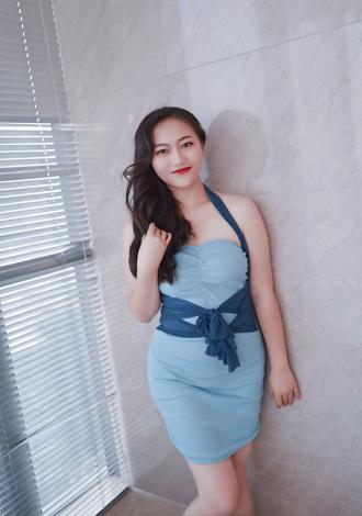 Gorgeous member profiles: female Asian member Yuting