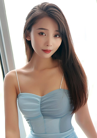 Date the member of your dreams: pretty Asian member Shiyun from Shanghai