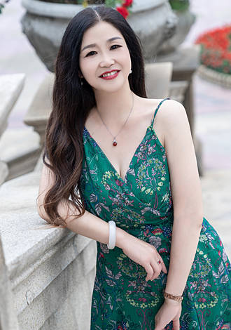 Gorgeous member profiles: Asian member Yaoping from Chengdu